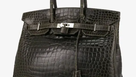 Luxe Collective alternative specialist guide from EncoreLuxe